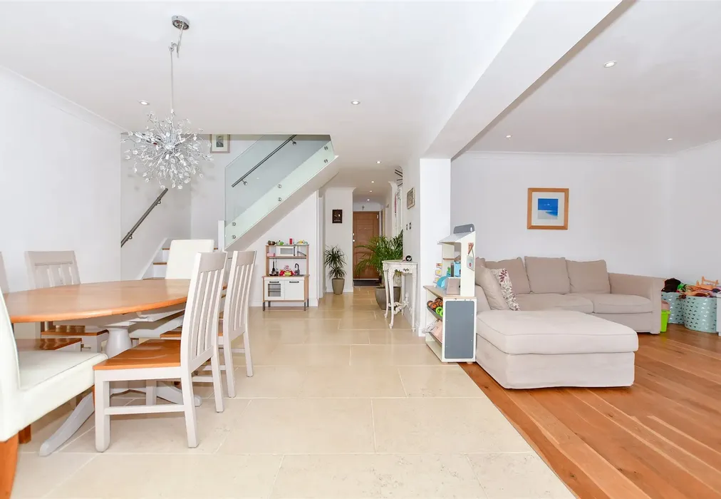 Kitchen/Diner - The Street, Ulcombe, Maidstone, Kent - Wards of Kent