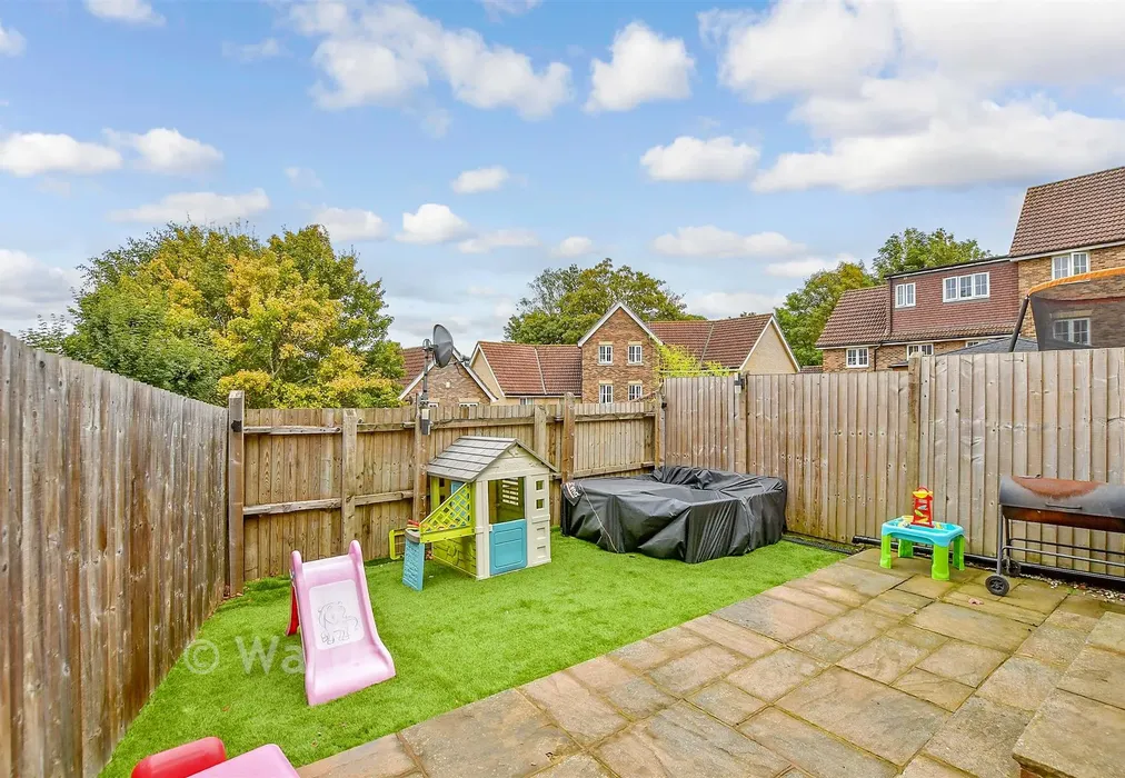 Rear Garden - Passmore Way, Tovil, Maidstone, Kent - Wards of Kent