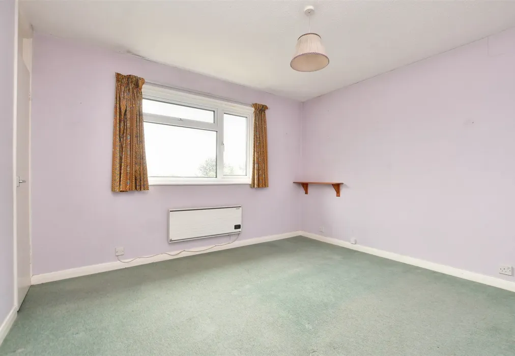 Bedroom 1 - Oakfield Drive, Reigate, Surrey - Wards of Kent