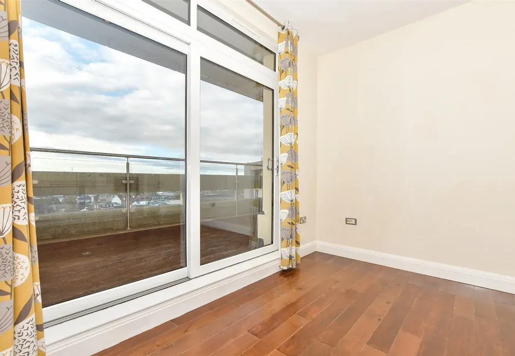 Lounge/ Kitchen/ Diner - Park Street, Ashford, Kent - Wards of Kent