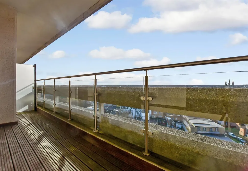 Balcony / Terrace - Park Street, Ashford, Kent - Wards of Kent