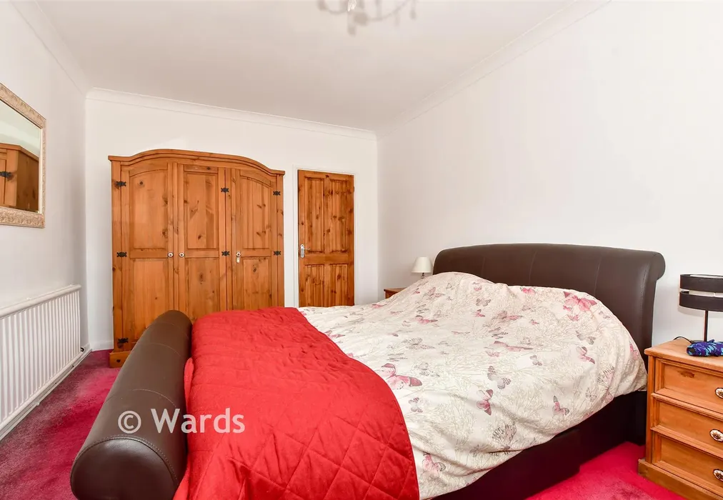 Bedroom 1 - High Street, Deal, Kent - Wards of Kent