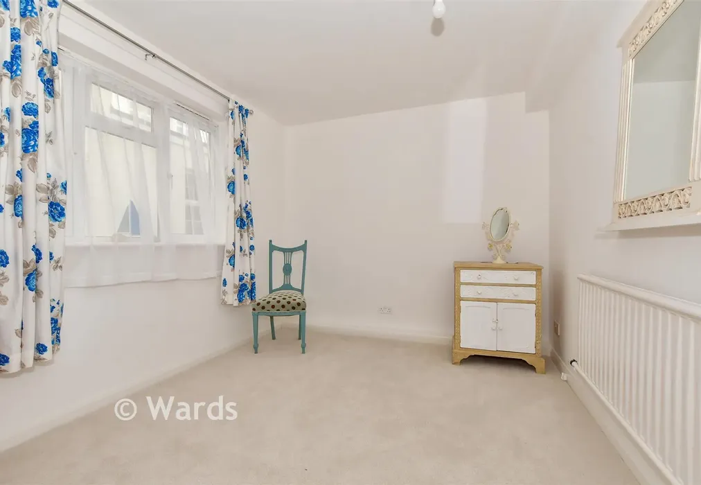 Bedroom 2 - High Street, Deal, Kent - Wards of Kent
