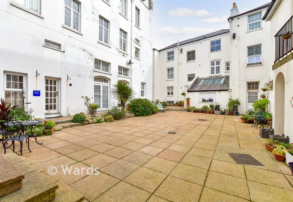 Communal Gardens - High Street, Deal, Kent - Wards of Kent