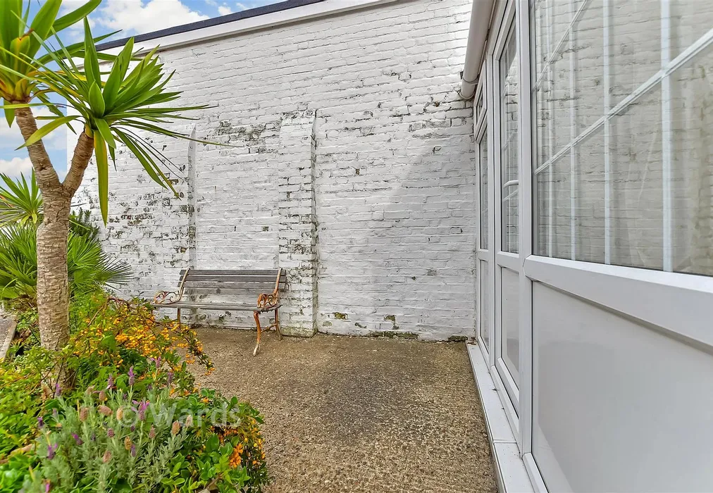 Rear Garden - High Street, Deal, Kent - Wards of Kent