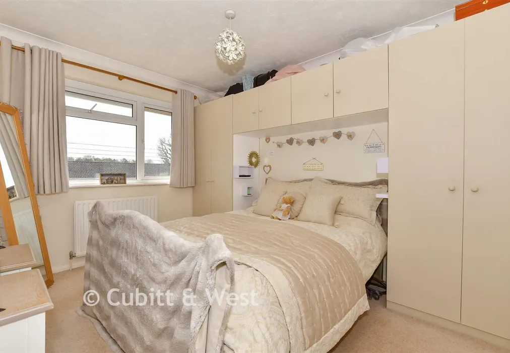 Bedroom 1 - Mill Lane, Ashington, West Sussex - Wards of Kent