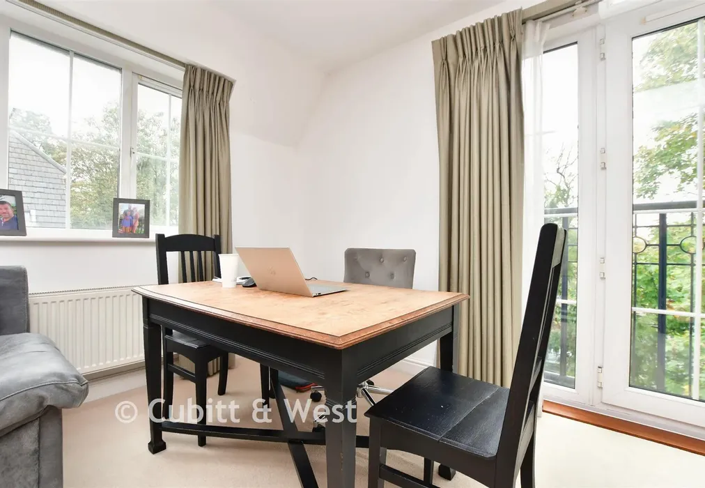 Lounge/Diner - Hartington Close, Reigate, Surrey - Wards of Kent