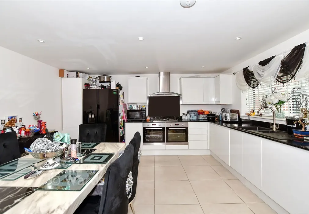 Kitchen/Diner - Lodge Close, Allington, Maidstone, Kent - Wards of Kent