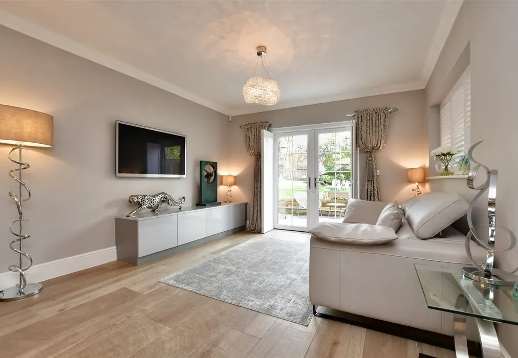 Family Area - Hanbury Mews, Shirley, Croydon, Surrey - Wards of Kent