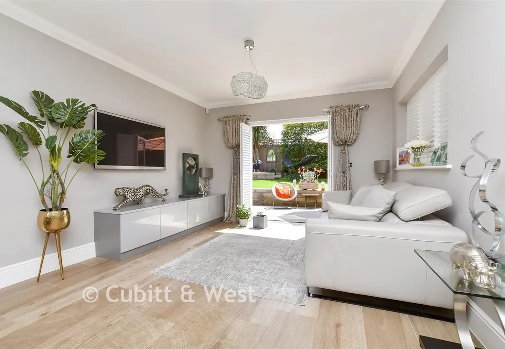 Kitchen / Dining / Family Room - Hanbury Mews, Shirley, Croydon, Surrey - Wards of Kent