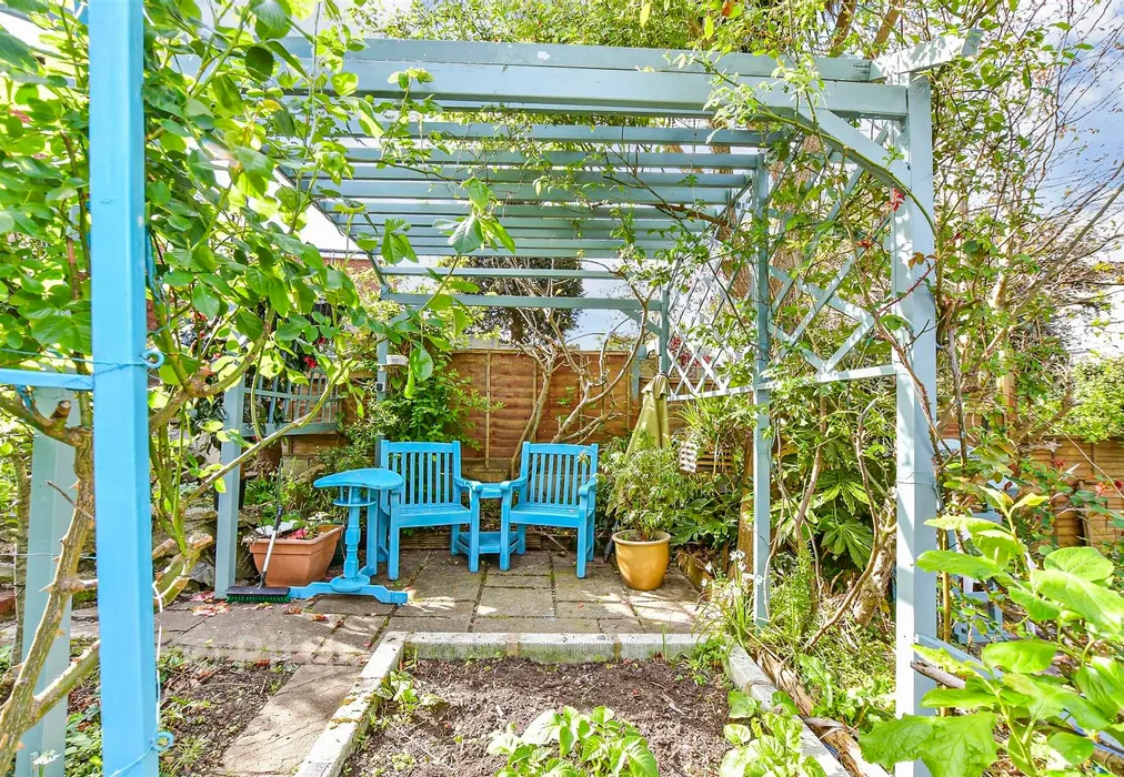 Rear Garden - Western Road, Shanklin, Isle of Wight - Wards of Kent