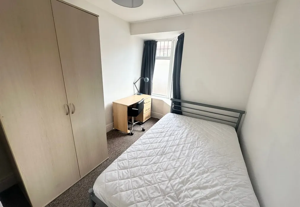Bedroom - Roedale Road, Brighton, East Sussex - Wards of Kent