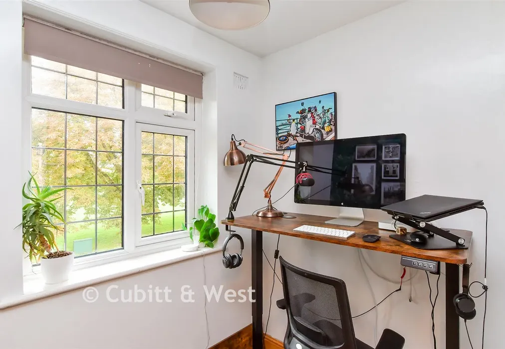 Bedroom 4 - Mackie Avenue, Patcham, Brighton, East Sussex - Wards of Kent