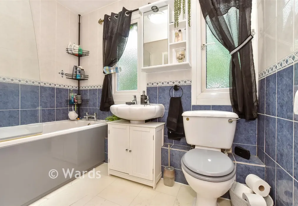 Bathroom - Kimberley Close, Dover, Kent - Wards of Kent