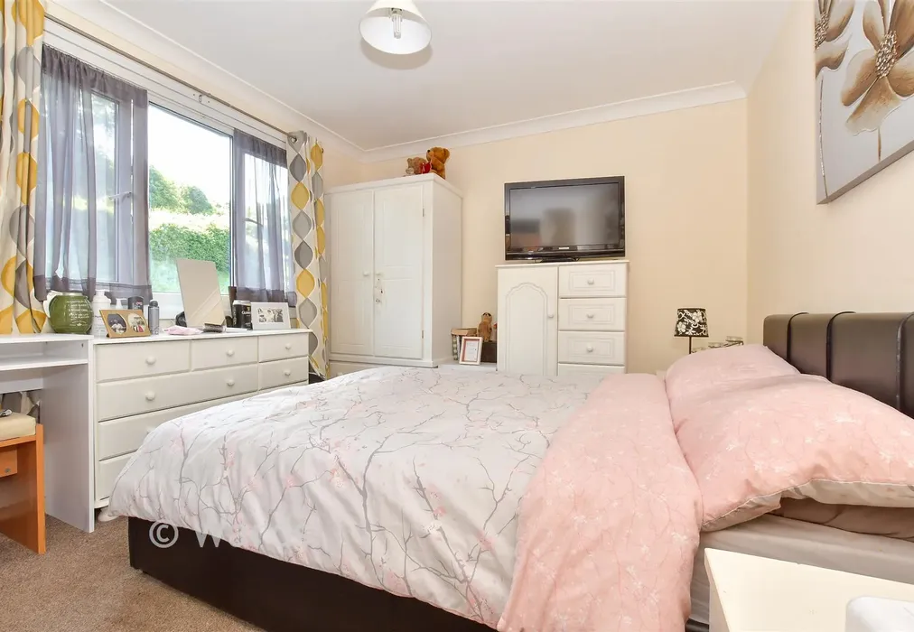 Bedroom 2 - Kimberley Close, Dover, Kent - Wards of Kent
