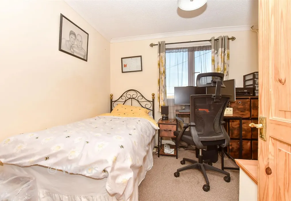Bedroom 3 - Kimberley Close, Dover, Kent - Wards of Kent