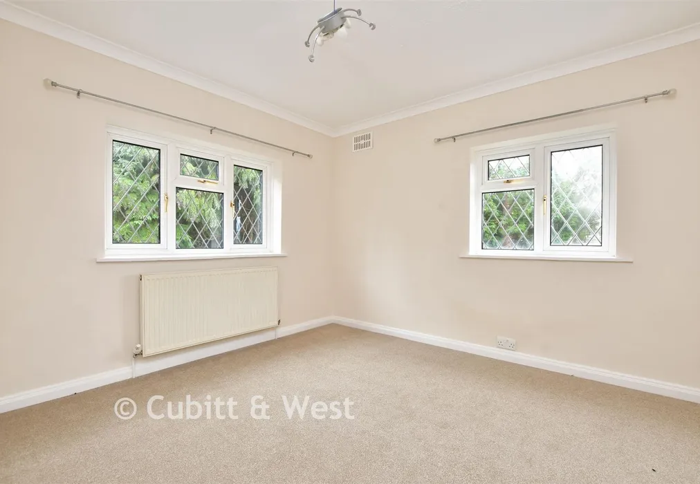 Bedroom 2 - North Road, Reigate, Surrey - Wards of Kent