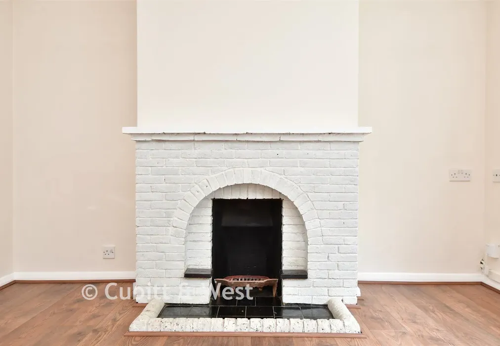 Internal Feature - North Road, Reigate, Surrey - Wards of Kent