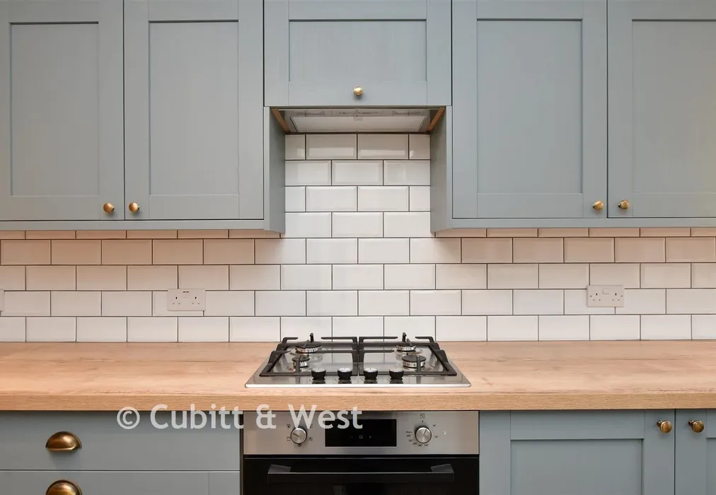 Internal Lifestyle Photograph - North Road, Reigate, Surrey - Wards of Kent