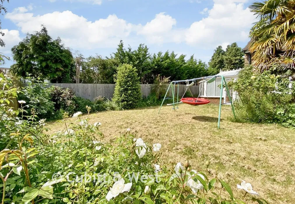Rear Garden - North Road, Reigate, Surrey - Wards of Kent