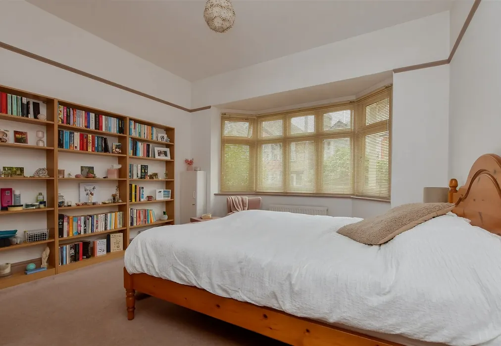 Bedroom 1 - Muir Road, Ramsgate, Kent - Wards of Kent