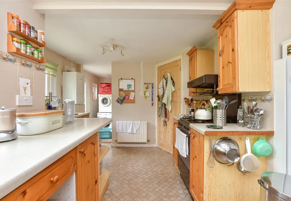 Kitchen - Muir Road, Ramsgate, Kent - Wards of Kent