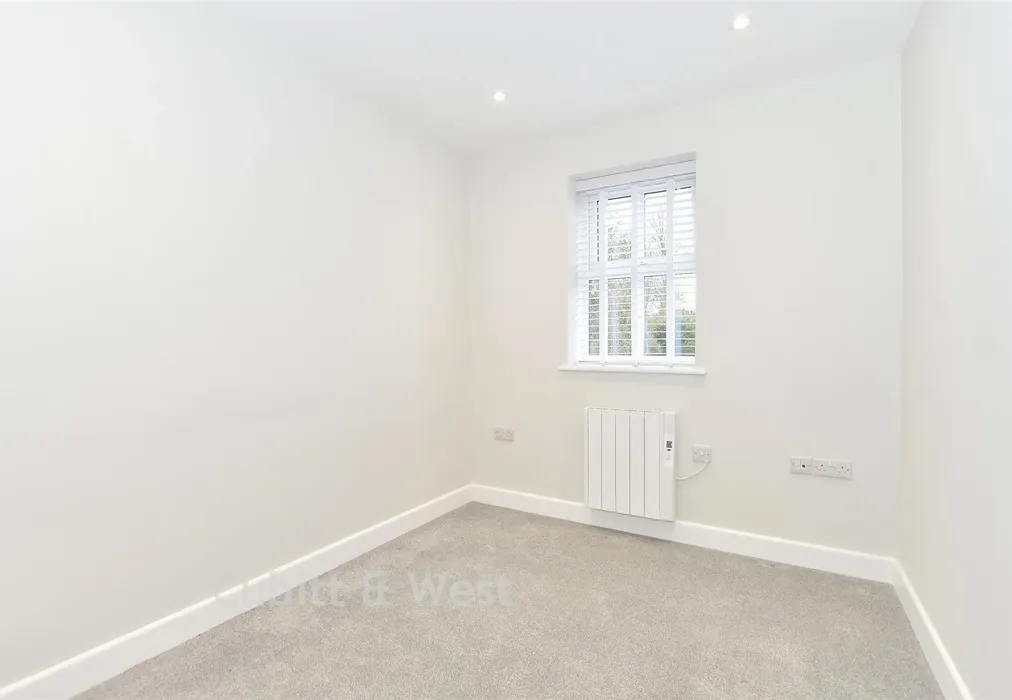 Bedroom 2 - Blendworth Lane, Waterlooville, Hampshire - Wards of Kent
