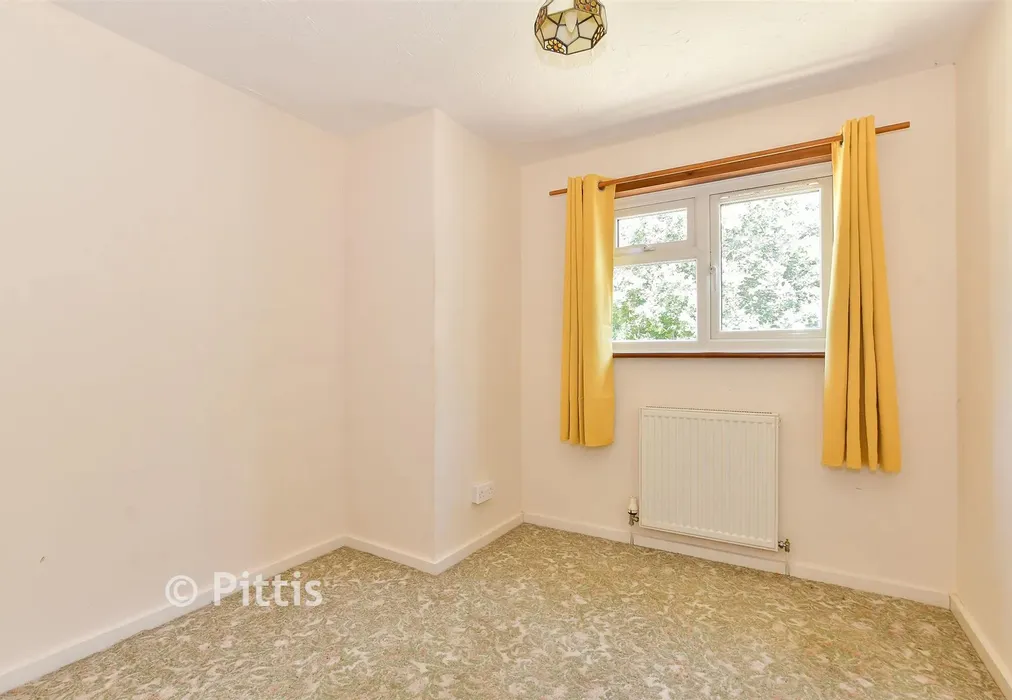 Bedroom 3 - Kingston Road, Kingston, Isle of Wight - Wards of Kent