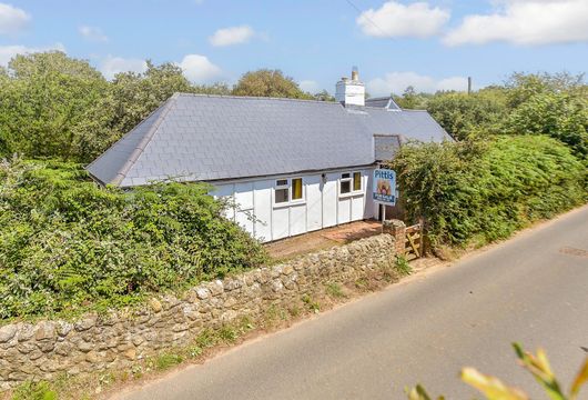 Kingston Road, Kingston, Isle of Wight - Wards of Kent