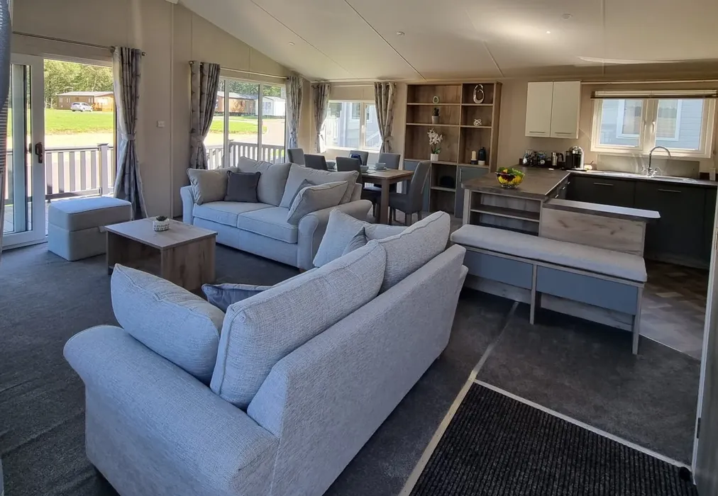 Lounge - Bluebell Park, Emms Lane, Brooks Green, Horsham, West Sussex - Wards of Kent