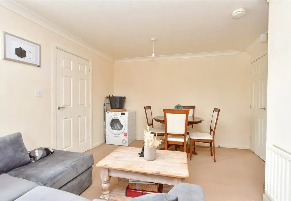 Lounge/    Dining Area - Amethyst Drive, Sittingbourne, Kent - Wards of Kent