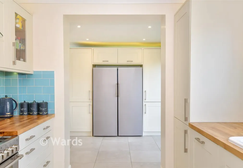 Internal Lifestyle Photograph - Hazling Dane, Shepherdswell, Dover, Kent - Wards of Kent