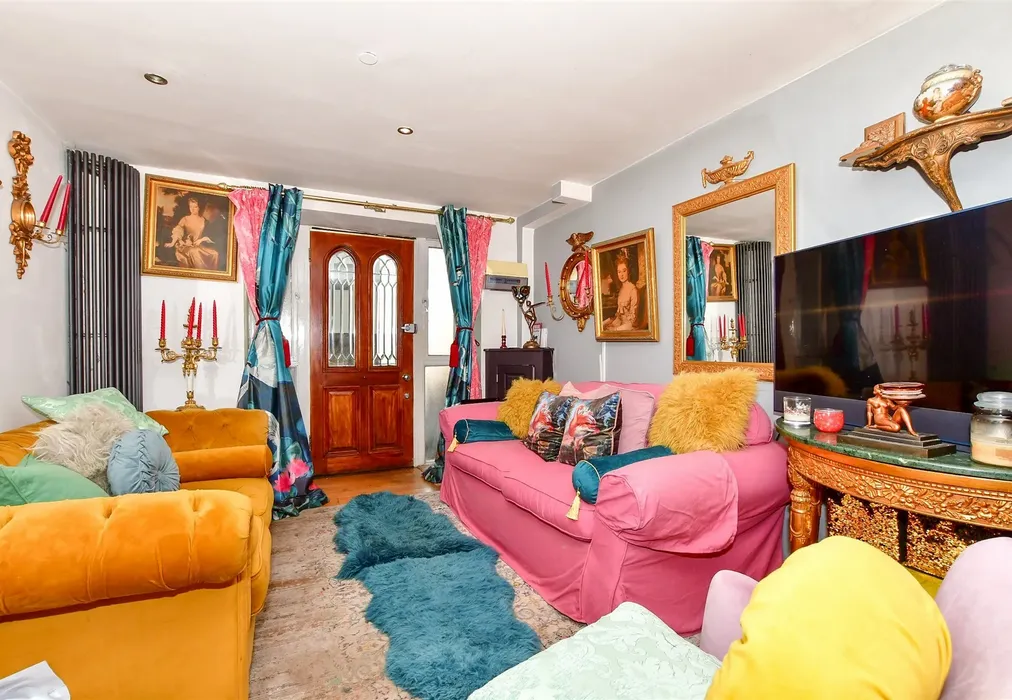 Lounge / Diner - Sandgate High Street, Sandgate, Folkestone, Kent - Wards of Kent