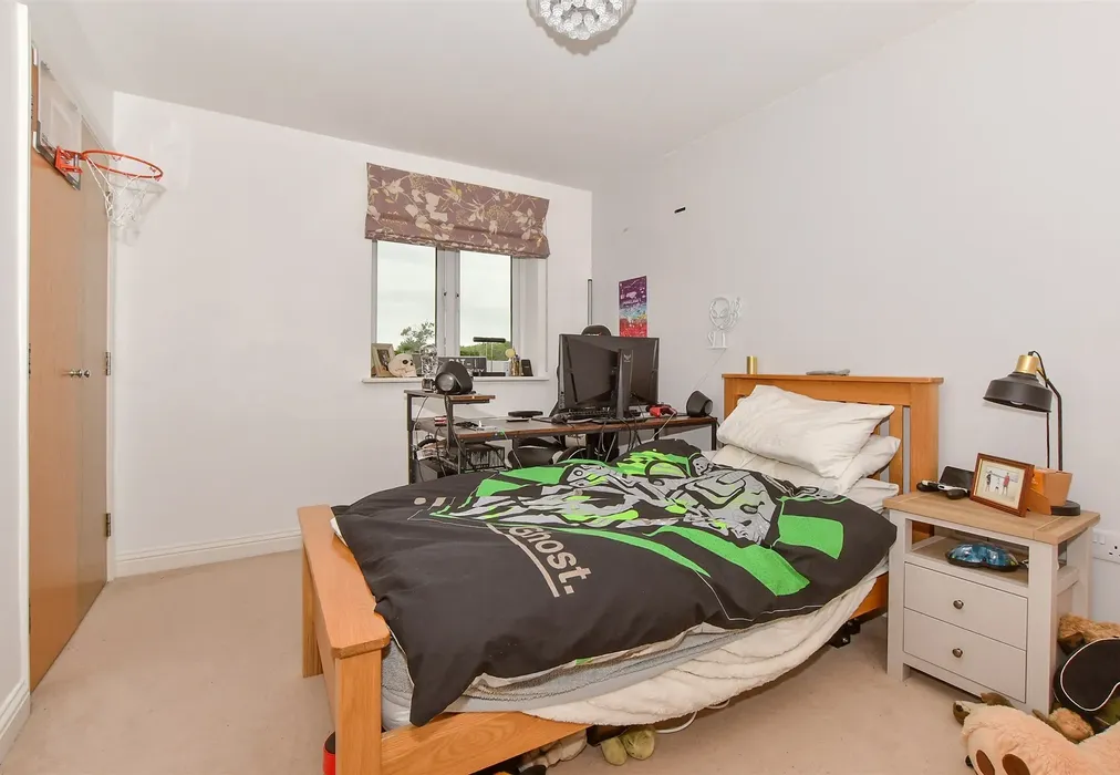 Bedroom 2 - Forest Avenue, Ashford, Kent - Wards of Kent
