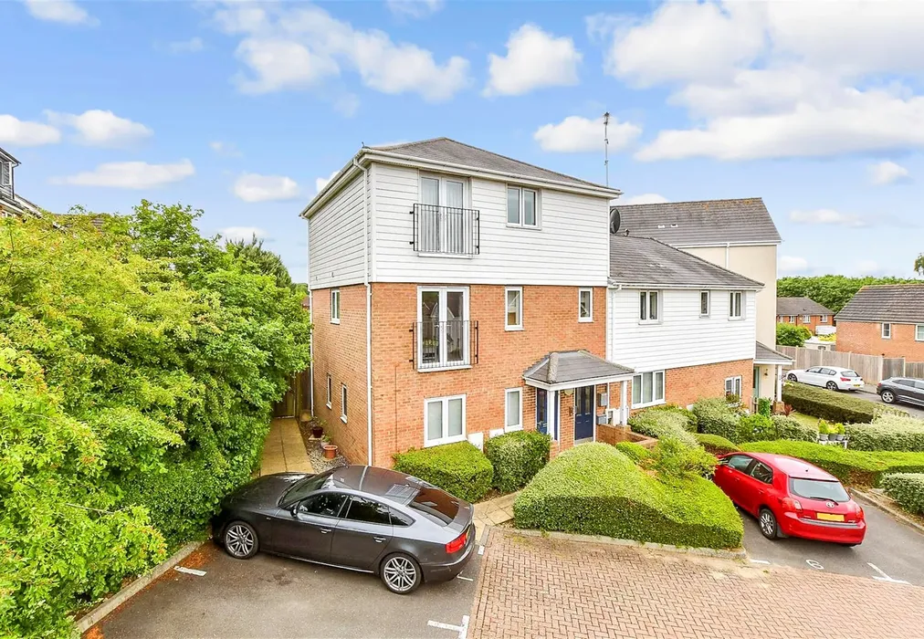 Front Web - Forest Avenue, Ashford, Kent - Wards of Kent