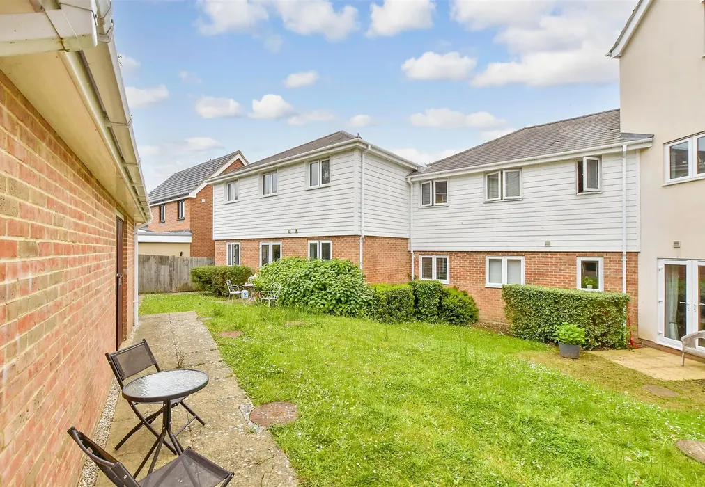 Communal Gardens - Forest Avenue, Ashford, Kent - Wards of Kent