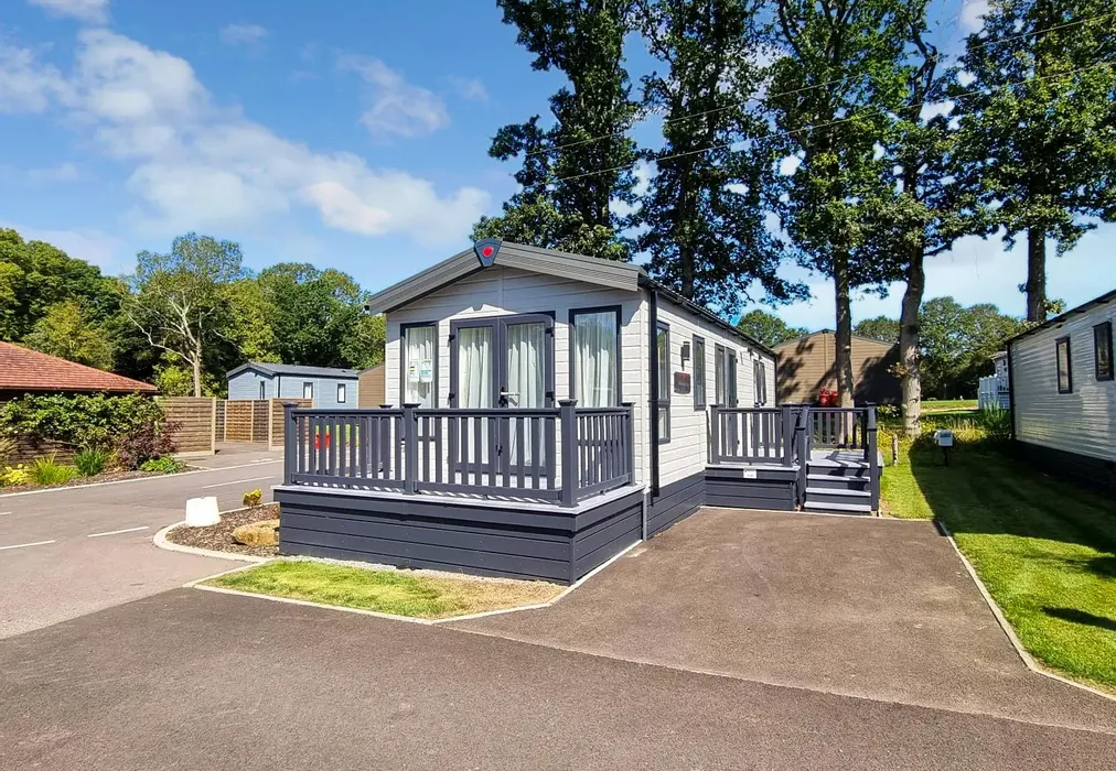 Front - Emms Lane, Brooks Green, Horsham, West Sussex - Wards of Kent