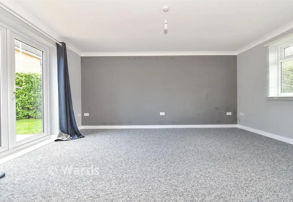 Lounge - Gordon Road, Whitstable, Kent - Wards of Kent