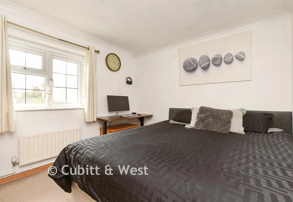 Bedroom - Cheviot Walk, West Green, Crawley, West Sussex - Wards of Kent