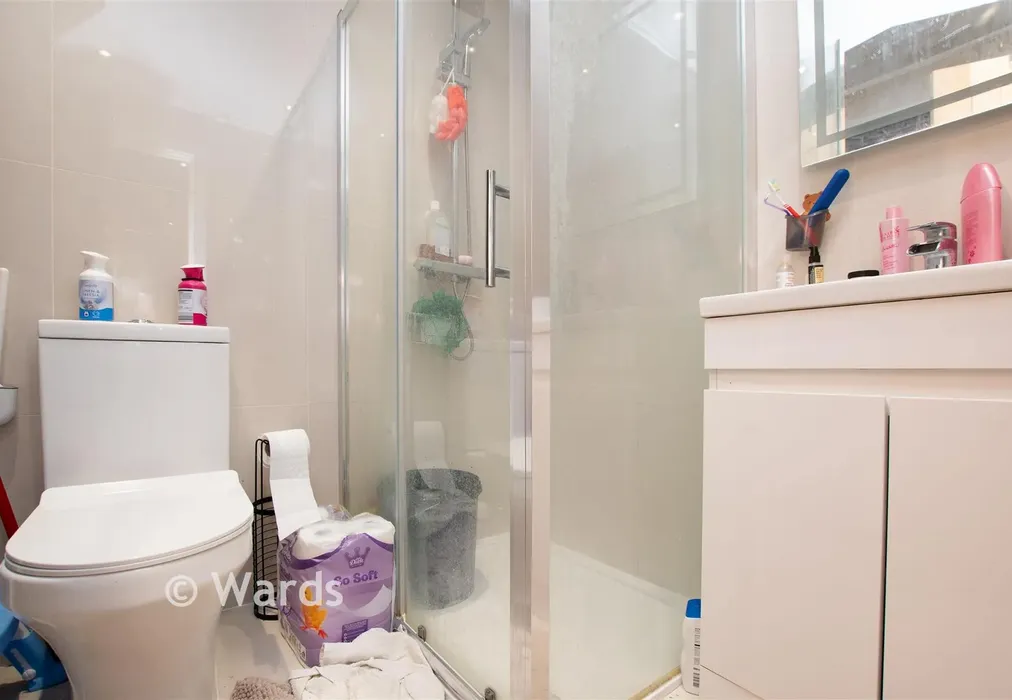 En-Suite Shower Room - Dorothy Evans Close, Bexleyheath, Kent - Wards of Kent