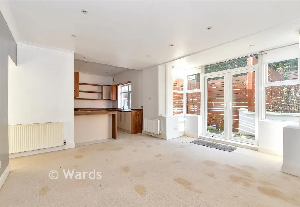 Lounge/Diner - Queens Road, Broadstairs, Kent - Wards of Kent