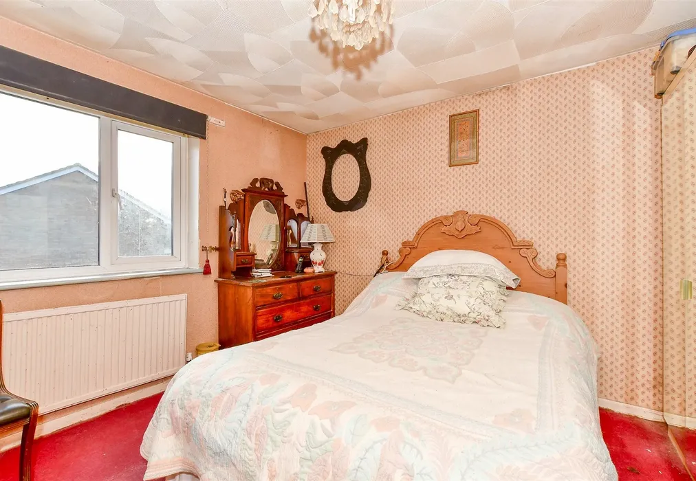 Bedroom 1 - Richmond Drive, New Romney, Kent - Wards of Kent
