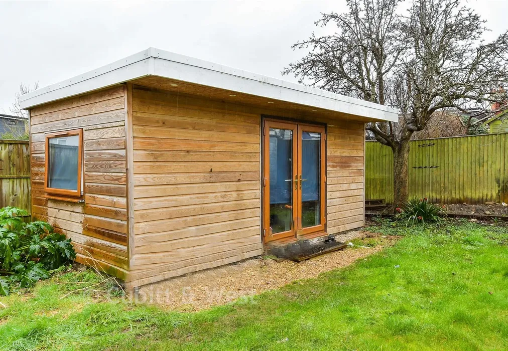 Workshop/Outbuildings - Eskbank Avenue, Brighton, East Sussex - Wards of Kent