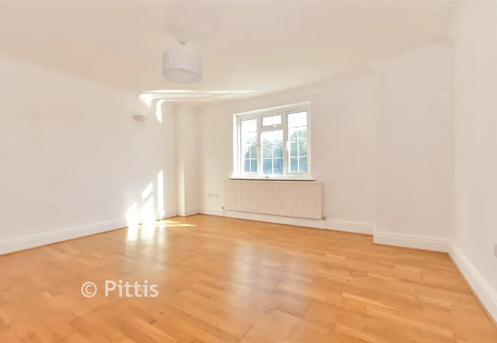 Lounge - Little London, Newport, Isle of Wight - Wards of Kent