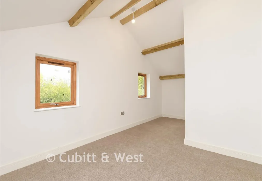 Bedroom 1 - Moats Lane, South Nutfield, Redhill, Surrey - Wards of Kent
