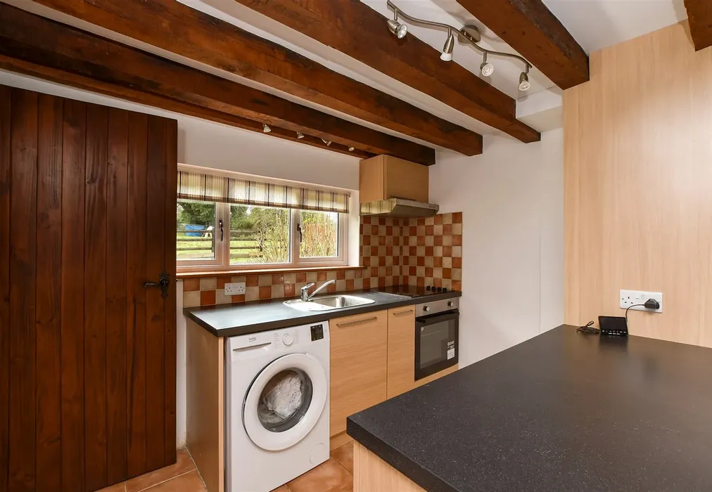Kitchen 2 - Moats Lane, South Nutfield, Redhill, Surrey - Wards of Kent