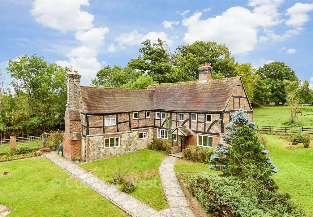 External (Web) - Moats Lane, South Nutfield, Redhill, Surrey - Wards of Kent