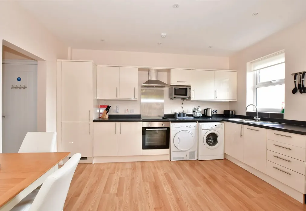 Fir Kitchen/ Living Room - Crescent Road, Shanklin, Isle of Wight - Wards of Kent