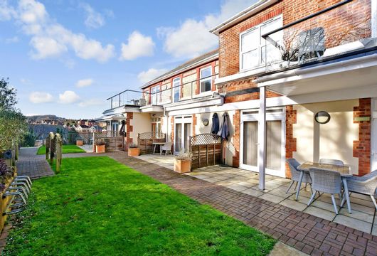 Crescent Road, Shanklin, Isle of Wight - Wards of Kent