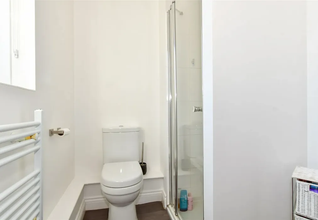 En-Suite Shower Room - Pollard Place, Whitstable, Kent - Wards of Kent